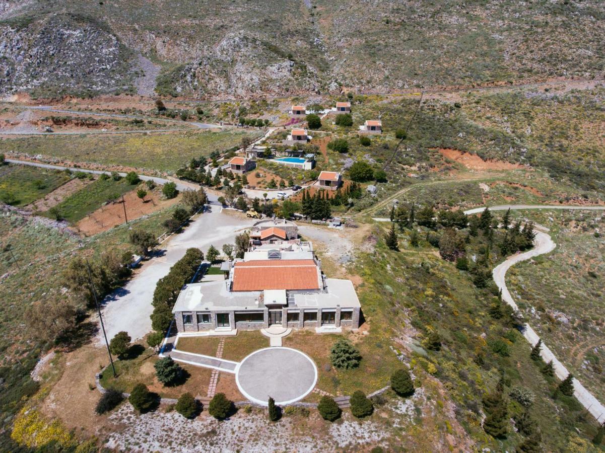Aetovigla Guesthouse Krousonas  Exteriör bild